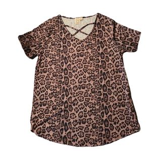 Leopard print top